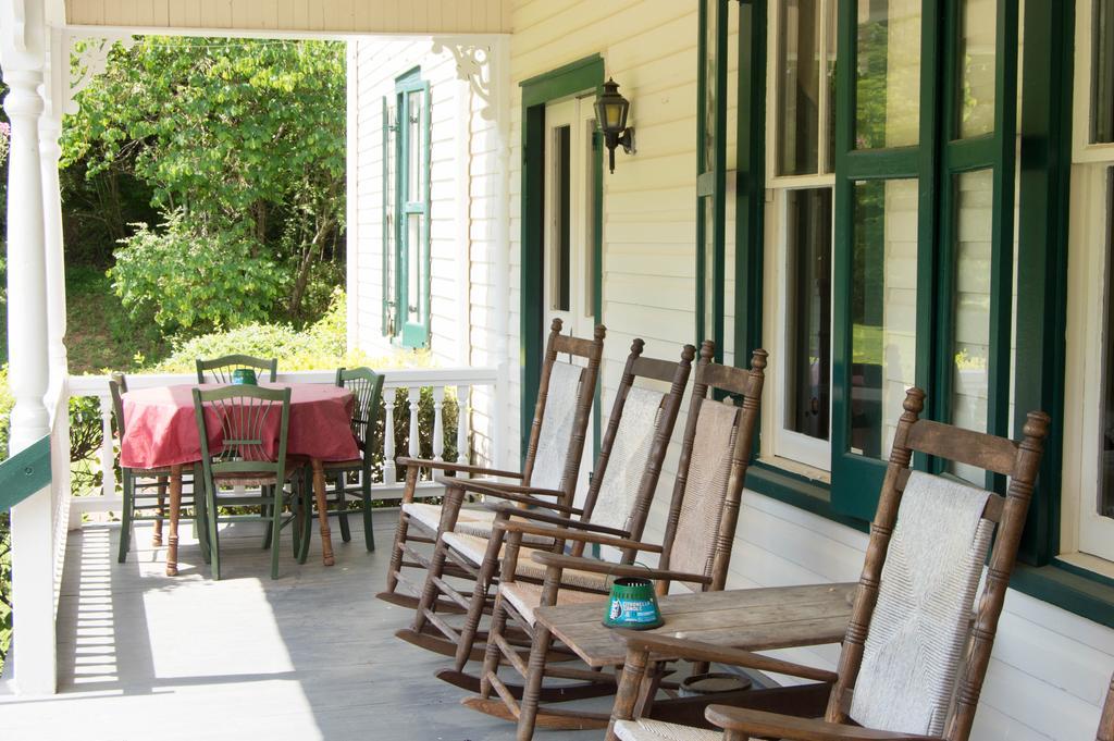Mountain Rose Inn Woolwine Exterior foto